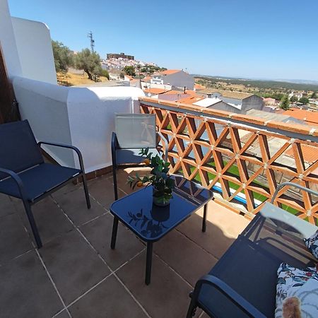 La Martela De Segura Apartamento Rural Piscina Segura de León المظهر الخارجي الصورة