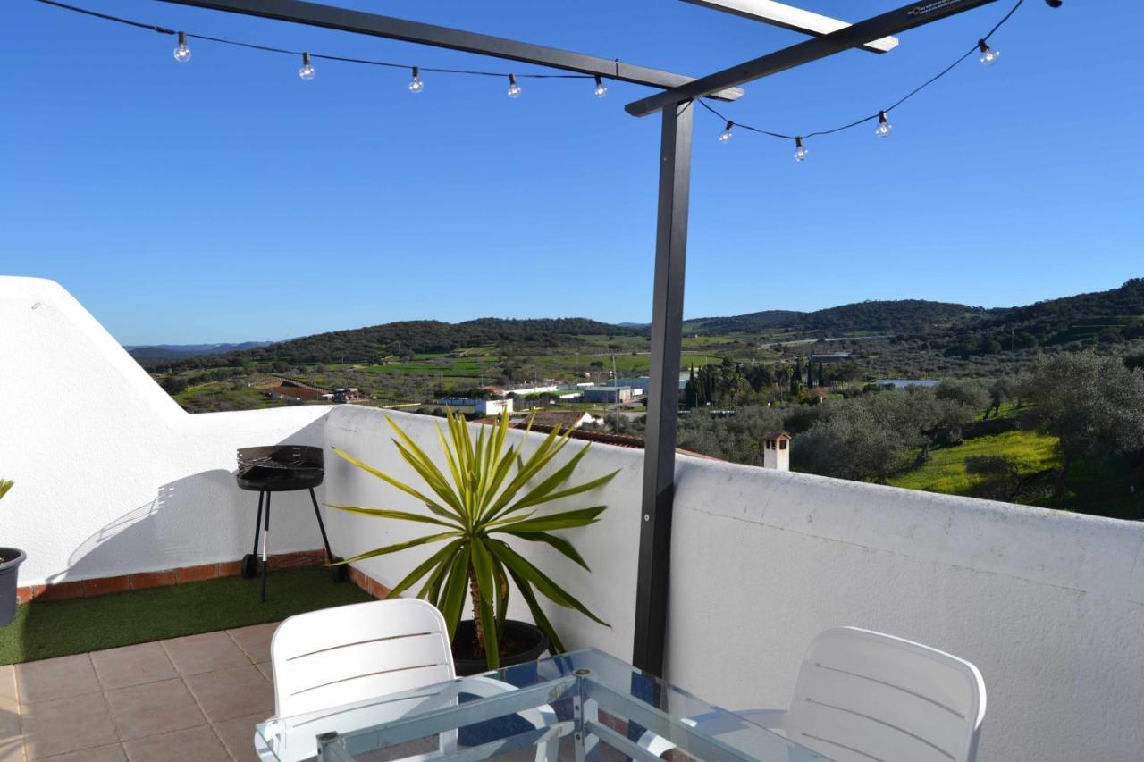 La Martela De Segura Apartamento Rural Piscina Segura de León المظهر الخارجي الصورة