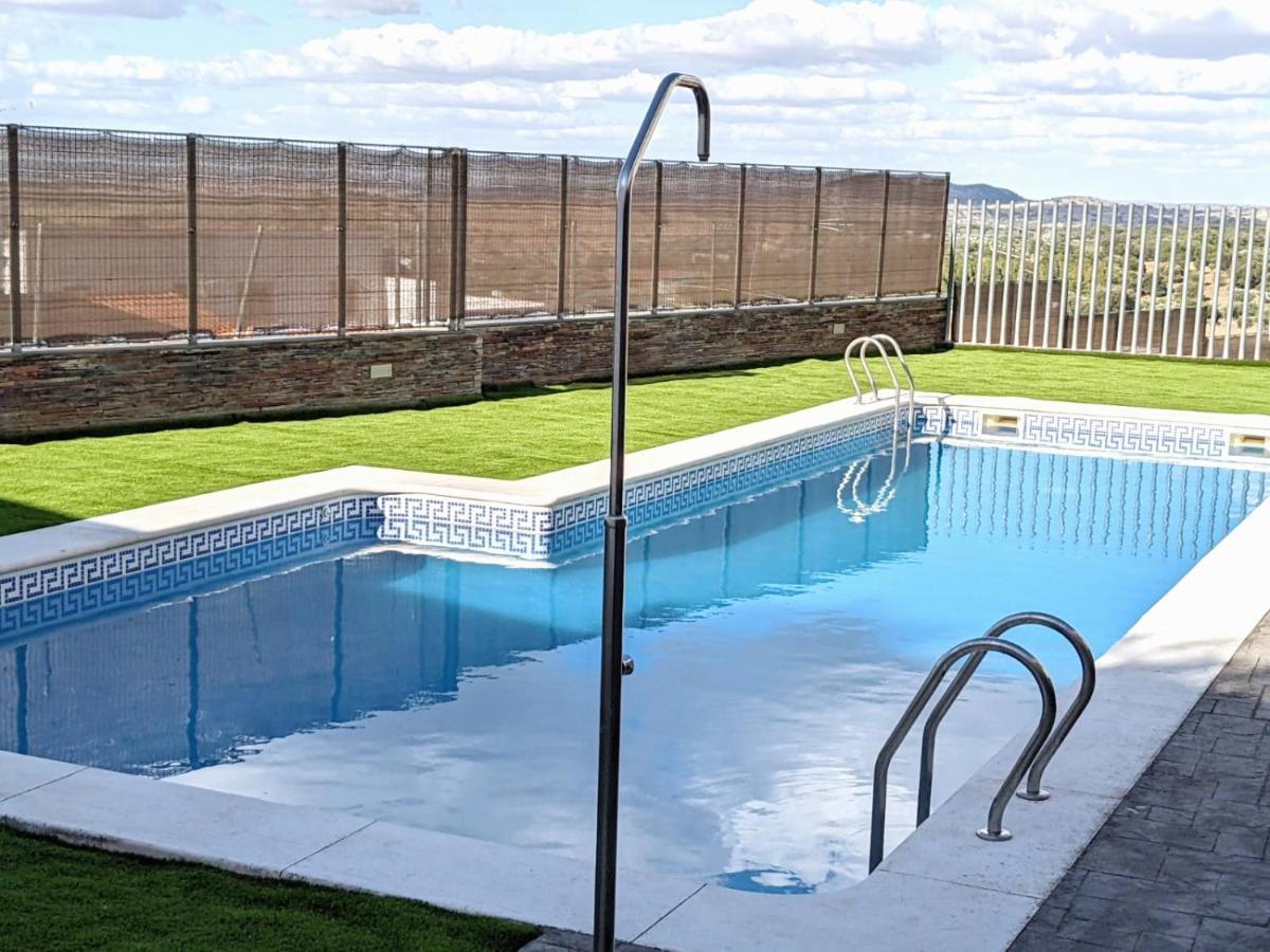 La Martela De Segura Apartamento Rural Piscina Segura de León المظهر الخارجي الصورة